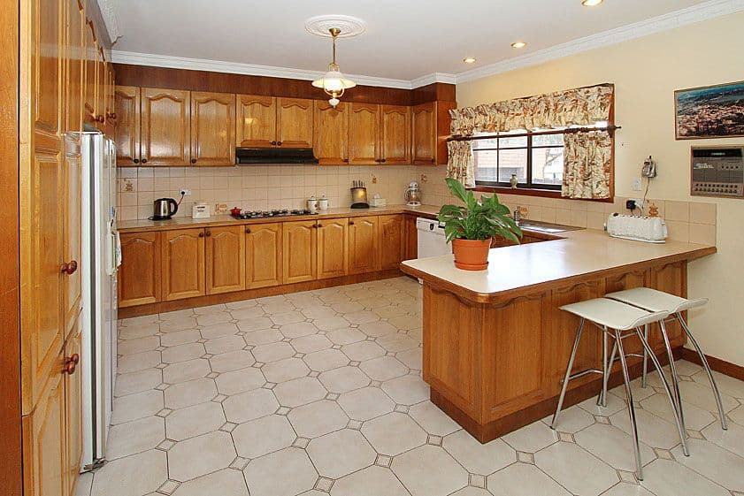 111 McNamara Avenue, AIRPORT WEST VIC 3042, Airport West - Thumbnail 2