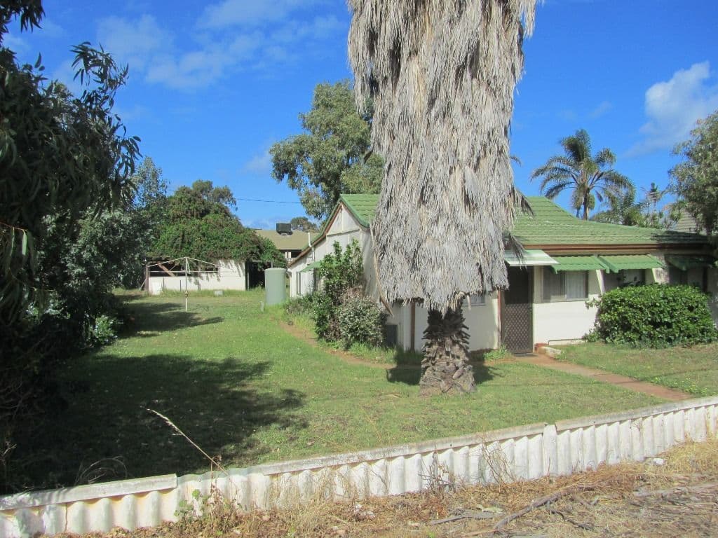 228 Place Road, WONTHELLA WA 6530, Wonthella - Image 1