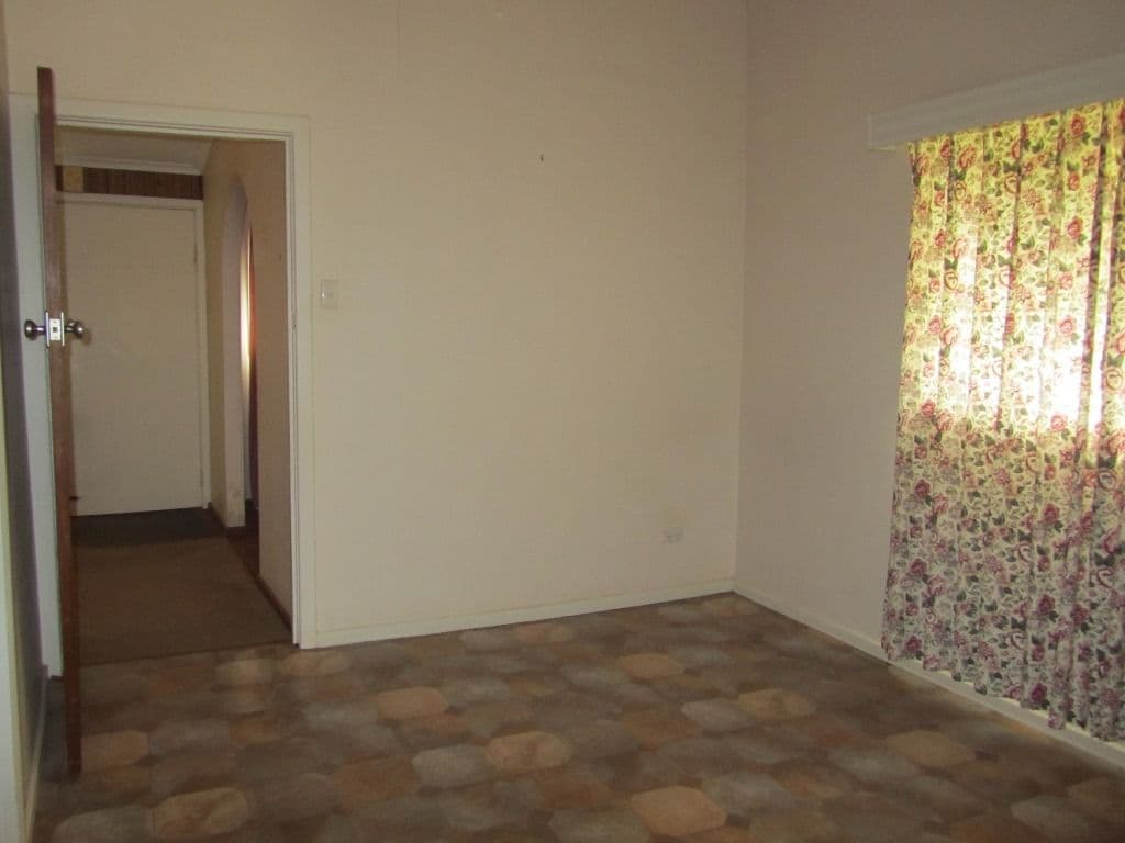 228 Place Road, WONTHELLA WA 6530, Wonthella - Thumbnail 3