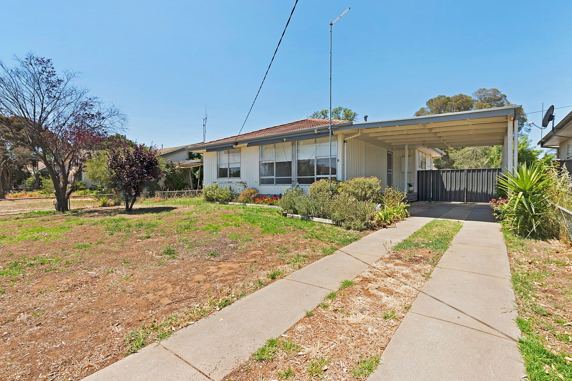 8 Montgomery Street, Echuca VIC 3564, Echuca - Image 1