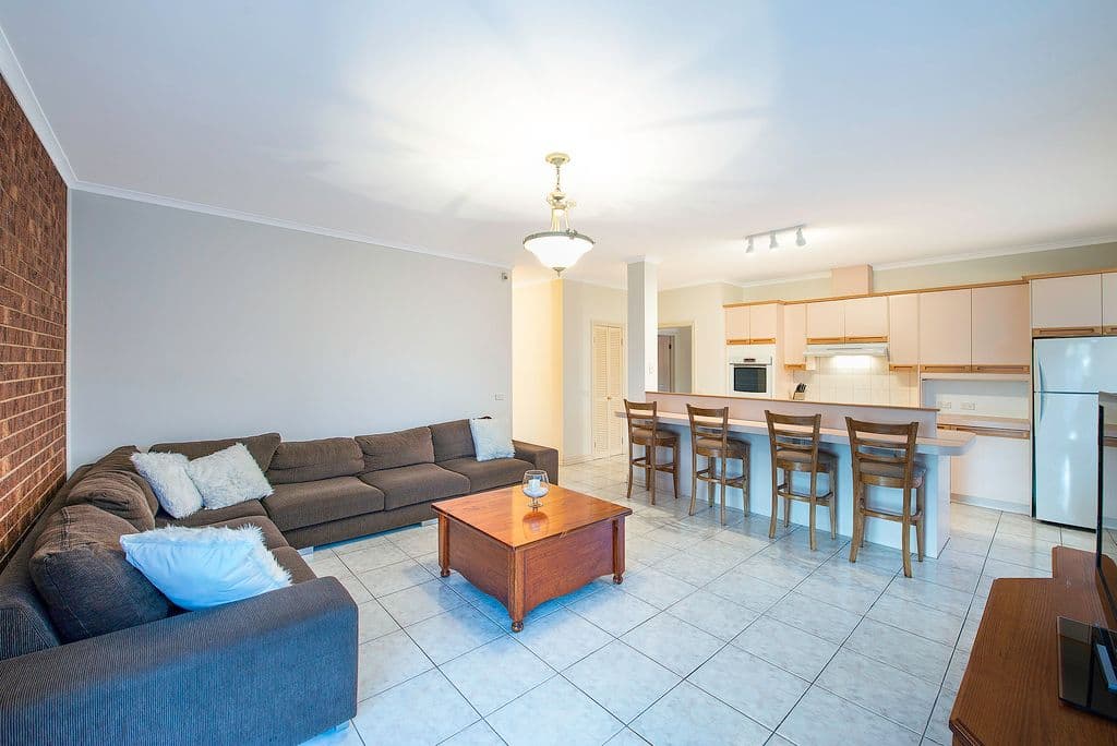 11 Tenterden Place, Mill Park VIC 3082, Mill Park - Thumbnail 6