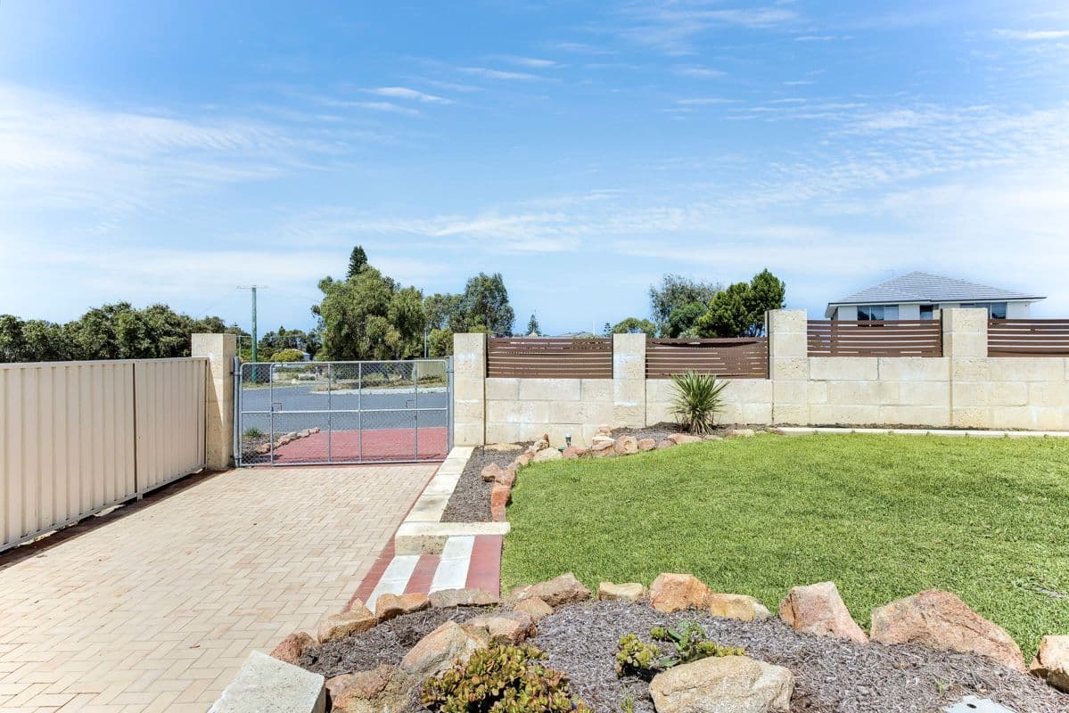 66 Whitfield Drive, Two Rocks WA 6037, Two Rocks - Thumbnail 7