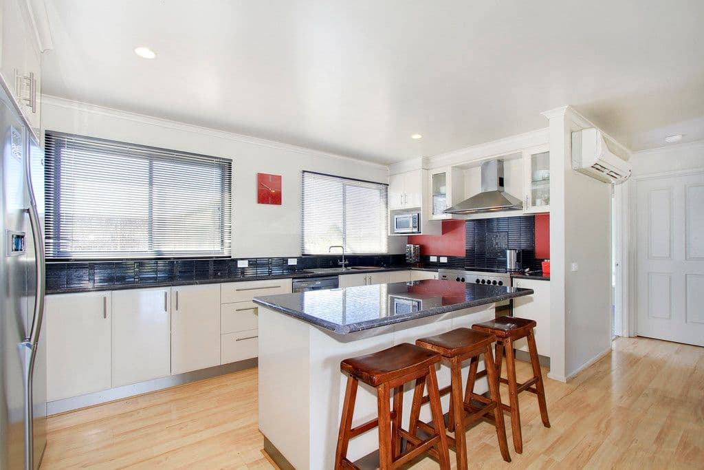 17 Centre Road, SEASPRAY VIC 3851, Seaspray - Thumbnail 7