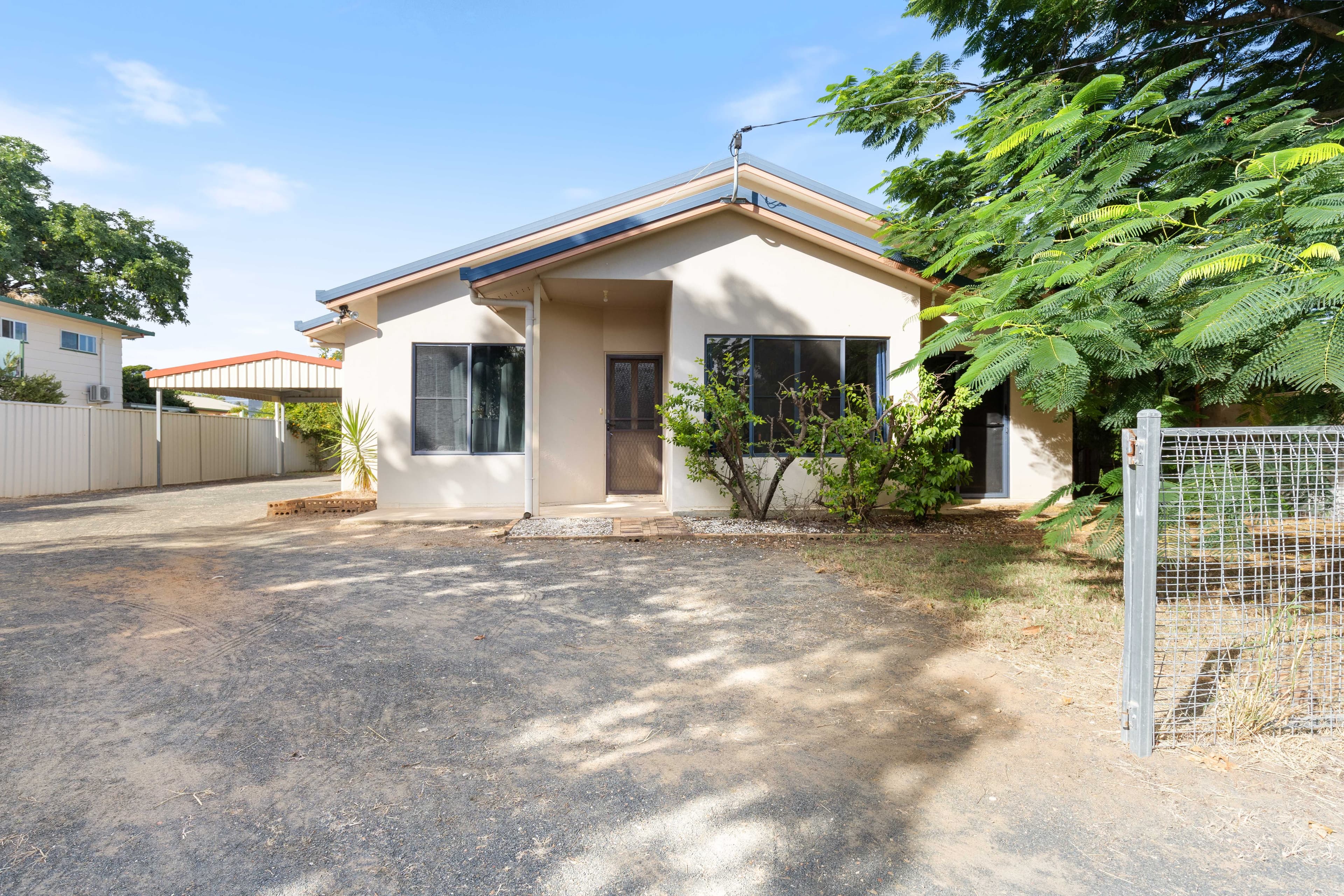 6 Carbeen Place, Emerald QLD 4720, Emerald - Image 1