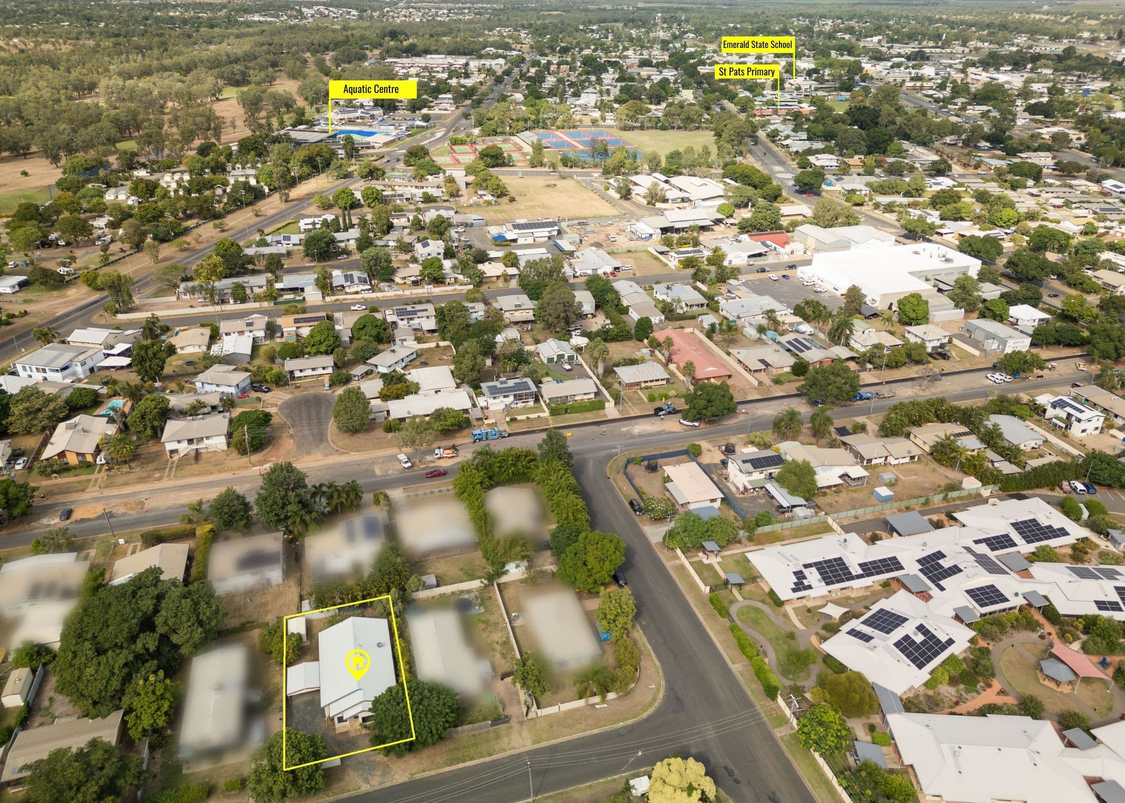6 Carbeen Place, Emerald QLD 4720, Emerald - Thumbnail 4