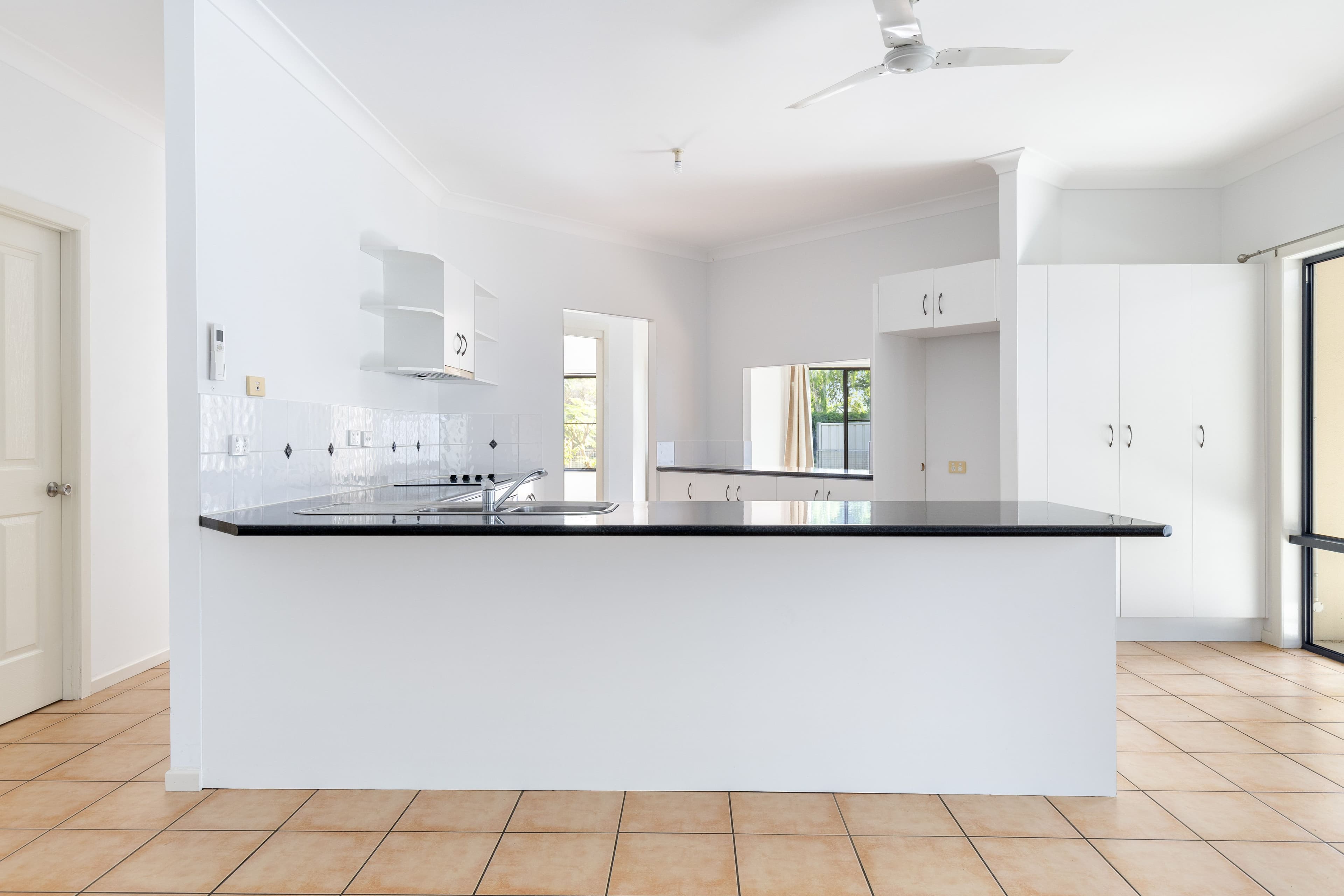 6 Carbeen Place, Emerald QLD 4720, Emerald - Thumbnail 8
