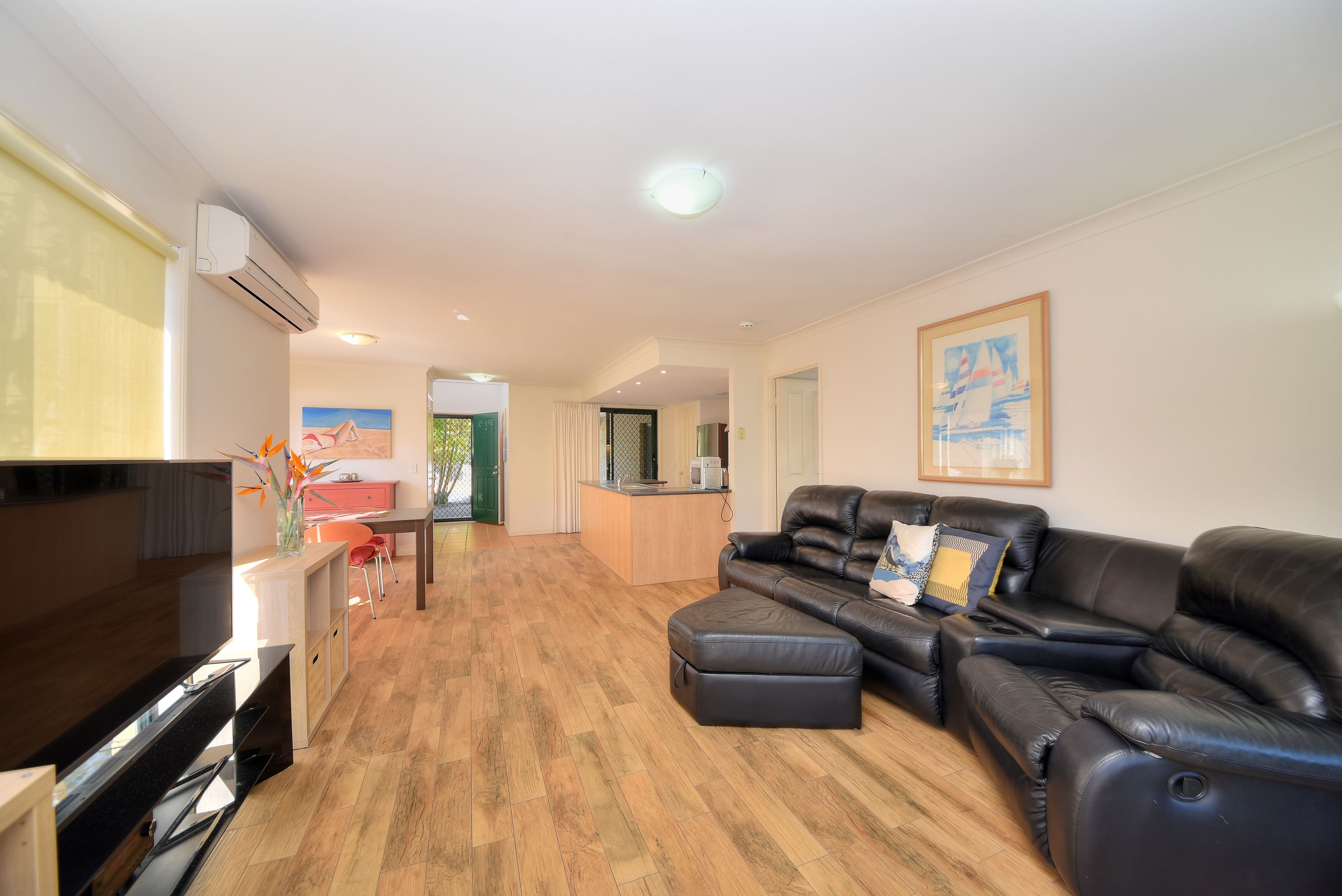394 Pine Ridge Road, Coombabah QLD 4216, Coombabah - Thumbnail 5