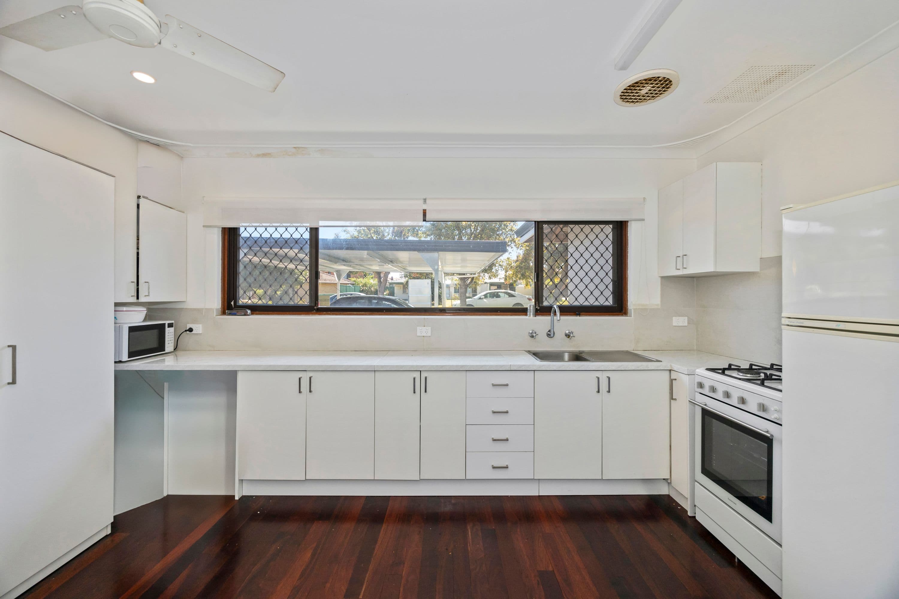 56 Wolseley Road, Morley WA 6062, Morley - Thumbnail 3