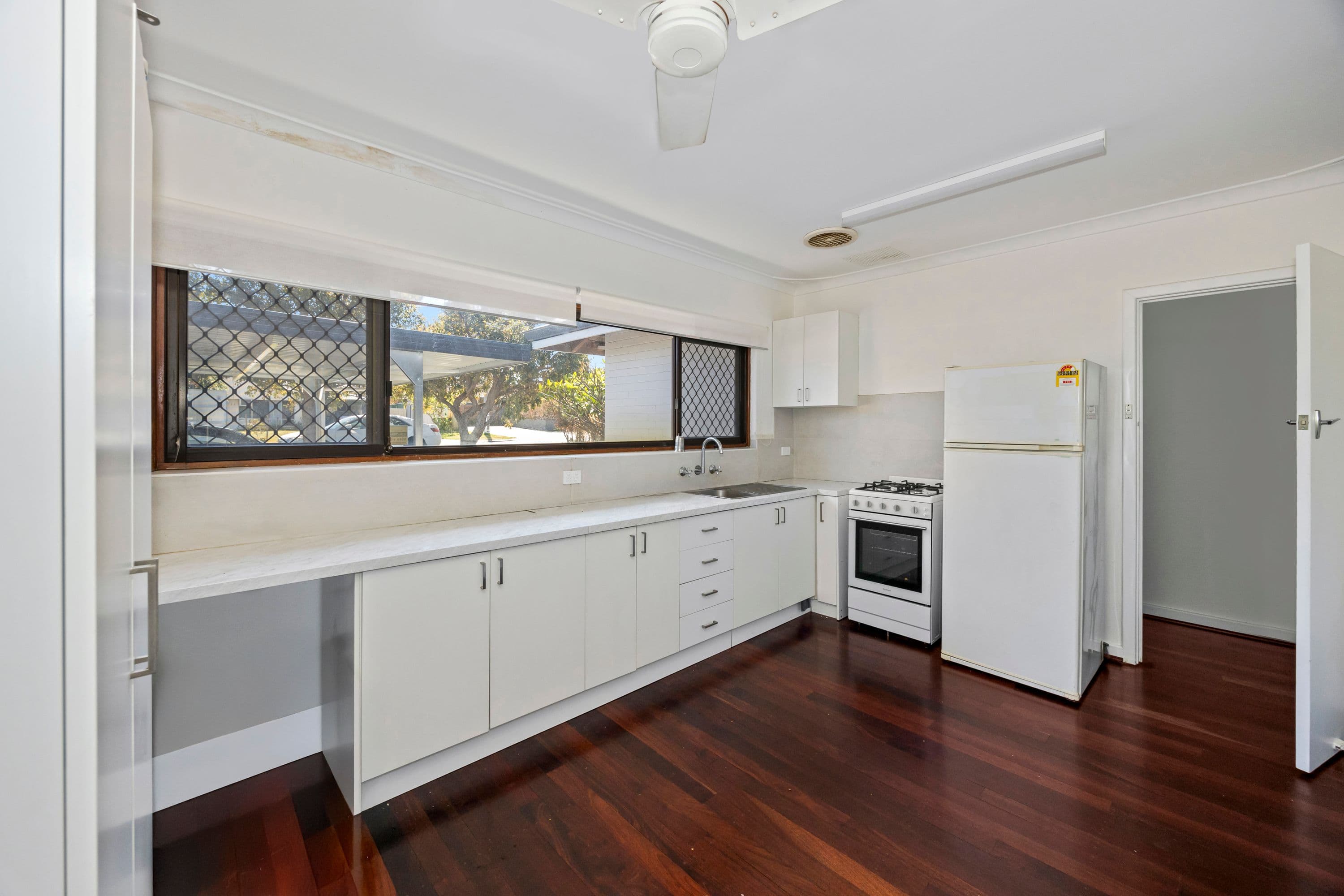 56 Wolseley Road, Morley WA 6062, Morley - Thumbnail 4