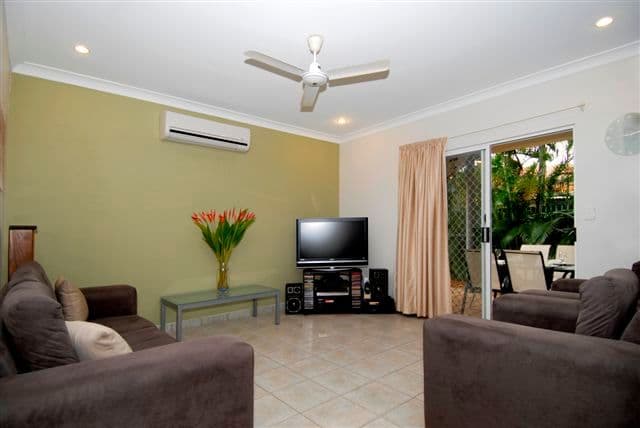 34  Sovereign Circuit, COCONUT GROVE NT 0810, Coconut Grove - Image 1