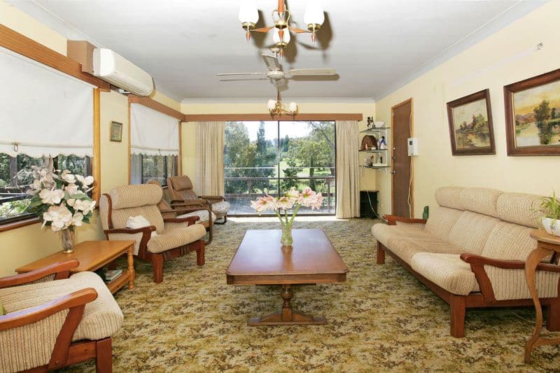 3 Bateau Bay Road, BATEAU BAY NSW 2261, Bateau Bay - Thumbnail 2