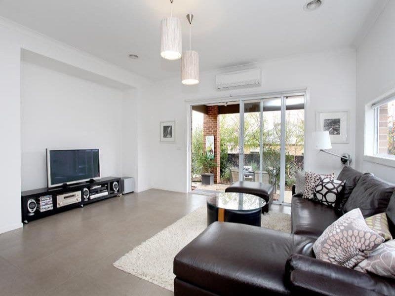 45 Clementson Drive, Caroline Springs - Thumbnail 5