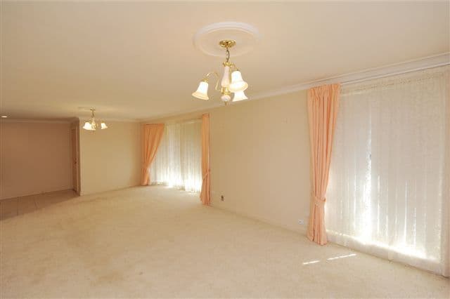6 Edwin Court, CENTENARY HEIGHTS QLD 4350, Centenary Heights - Thumbnail 4