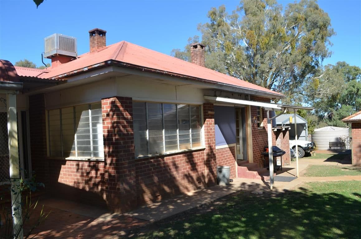 639 Wee Jasper Road, Tumut - Thumbnail 2