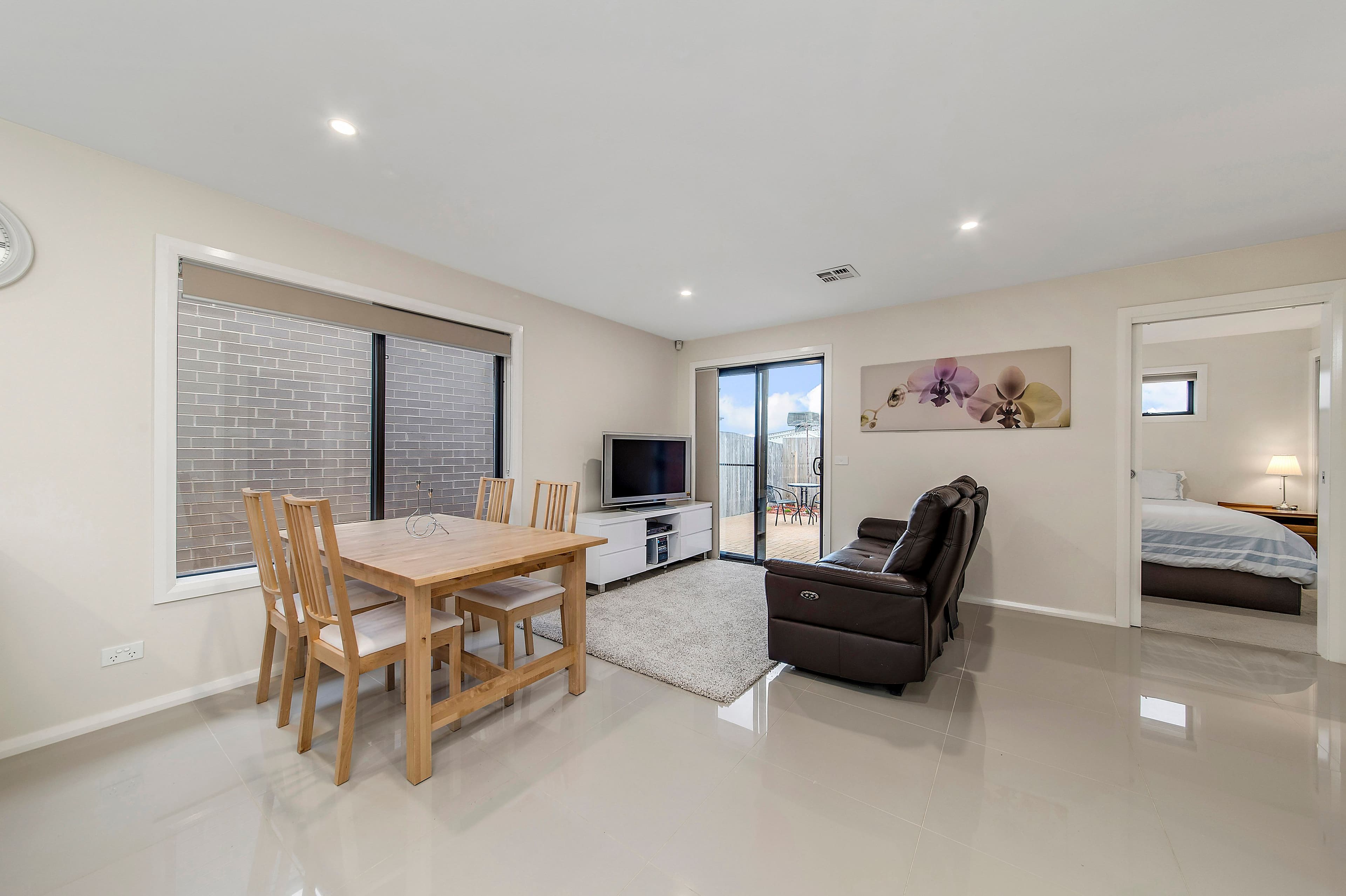 28 John Crawford Crescent, CASEY ACT 2913, Casey - Thumbnail 3