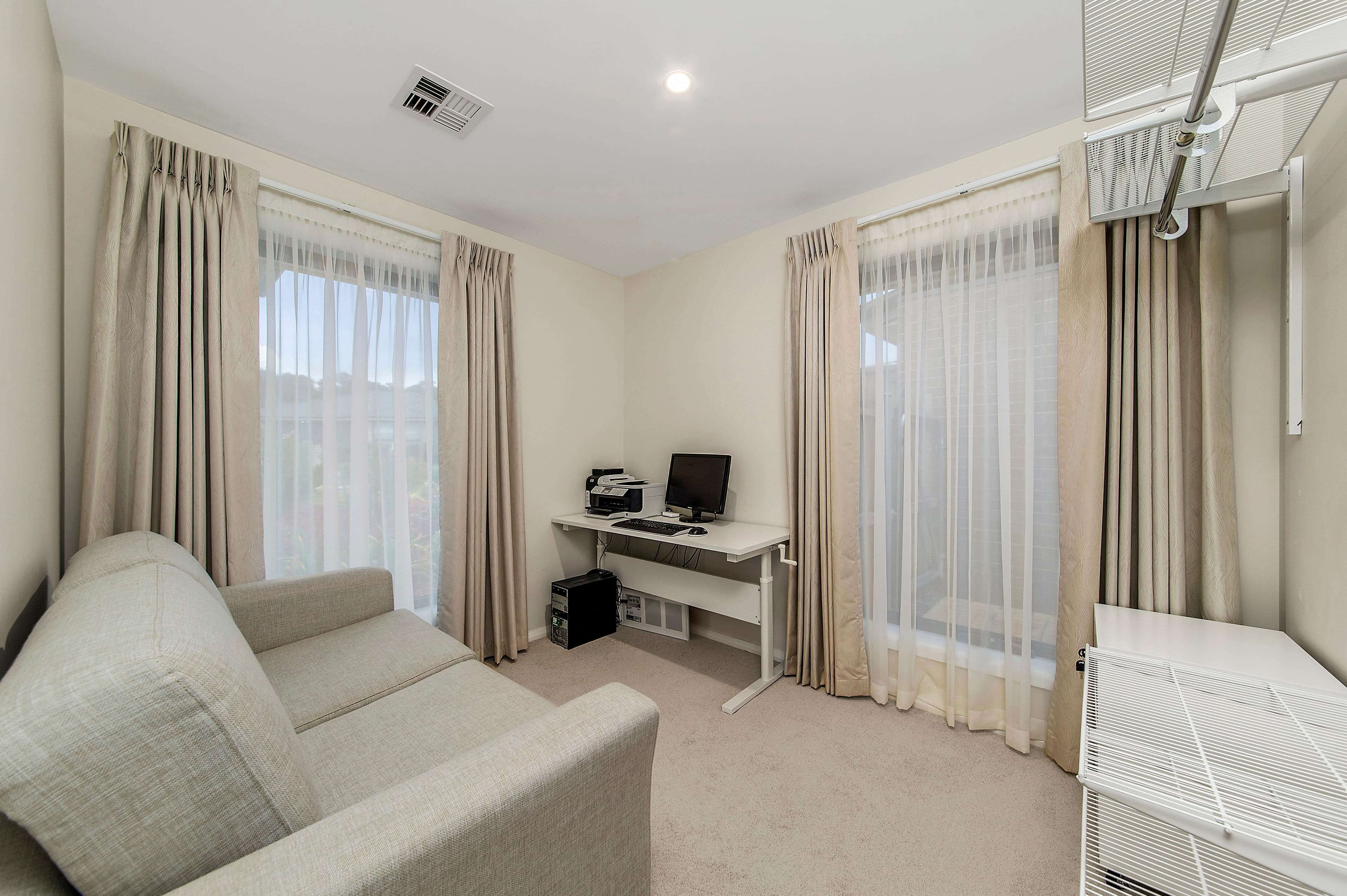 28 John Crawford Crescent, CASEY ACT 2913, Casey - Thumbnail 8