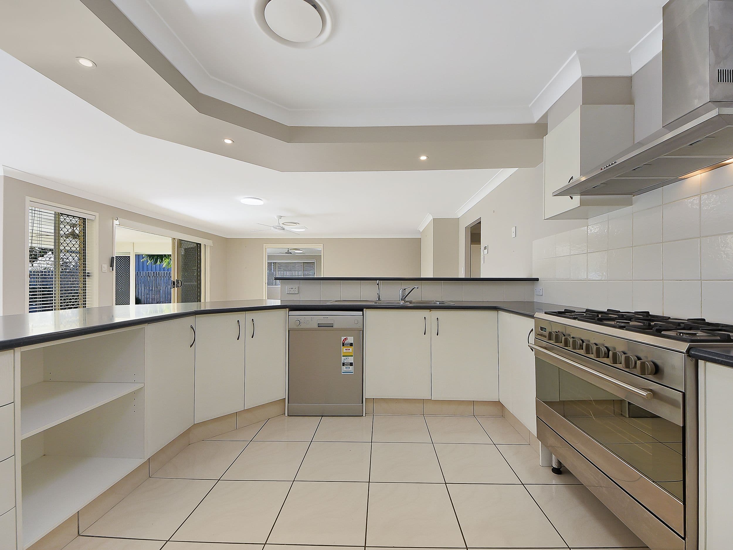 8 Fir Place, Warner QLD 4500, Warner - Thumbnail 3