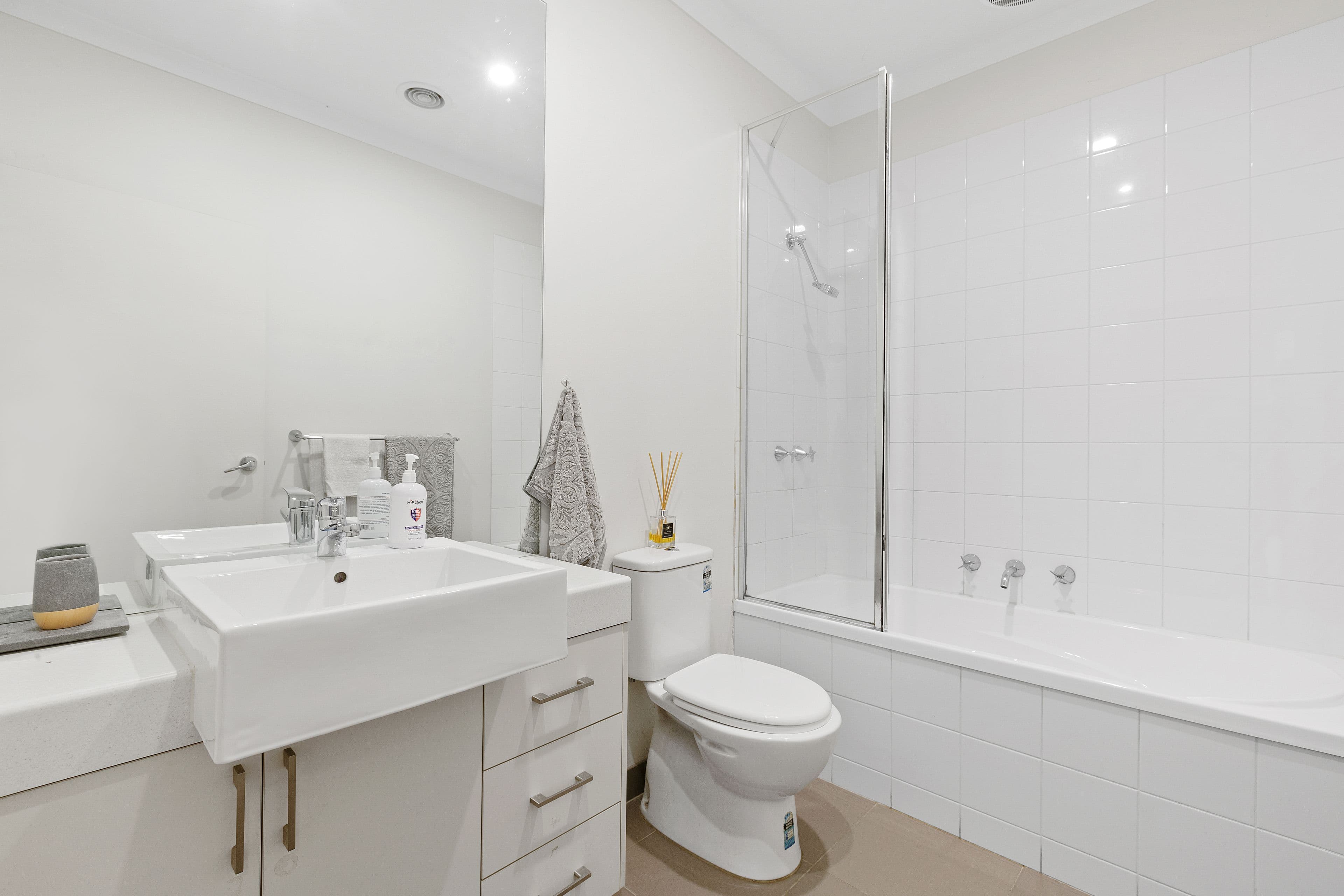 1 Plantation Avenue, Frankston North VIC 3200, Frankston North - Thumbnail 5