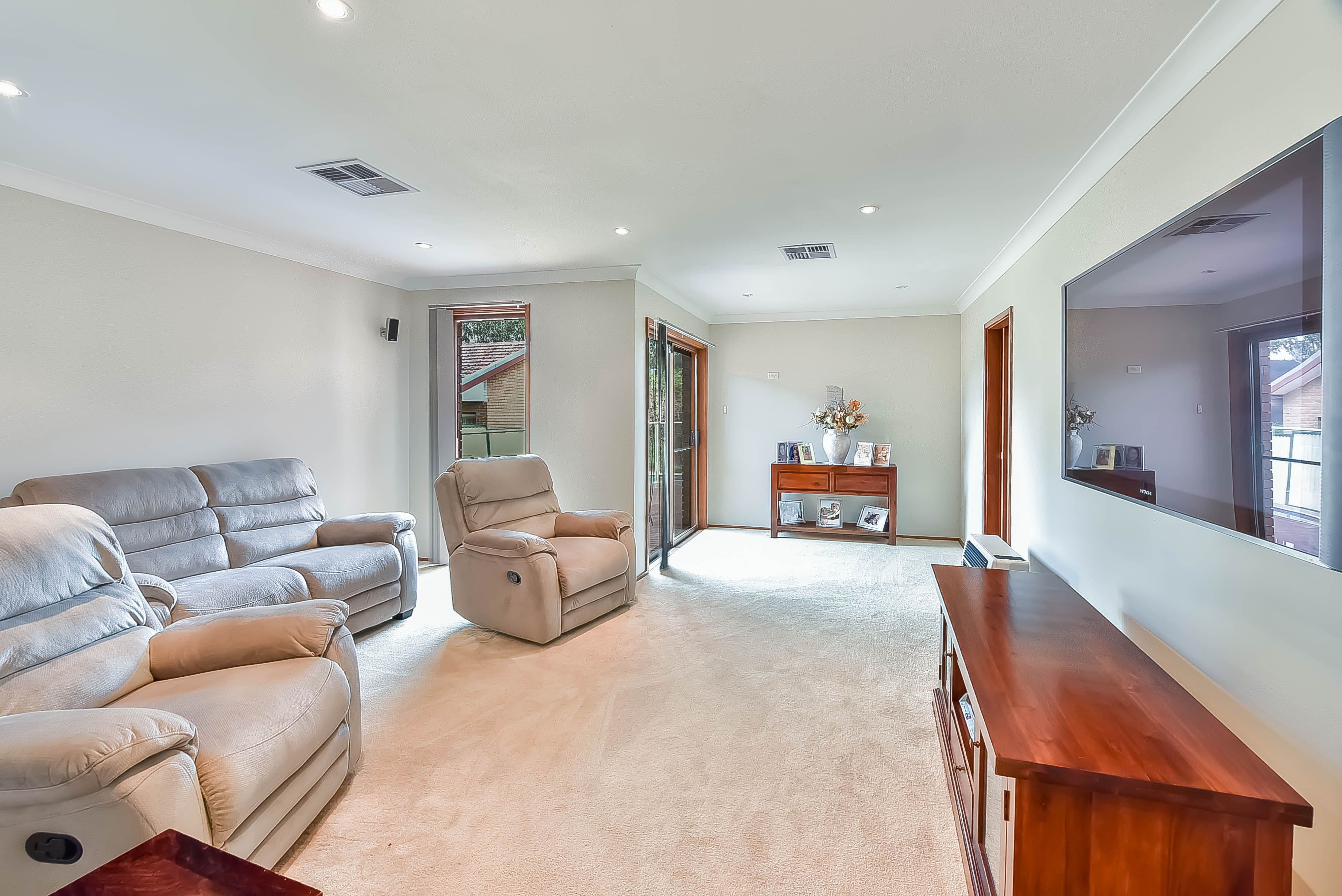 Lurnea NSW 2170, Lurnea - Thumbnail 2