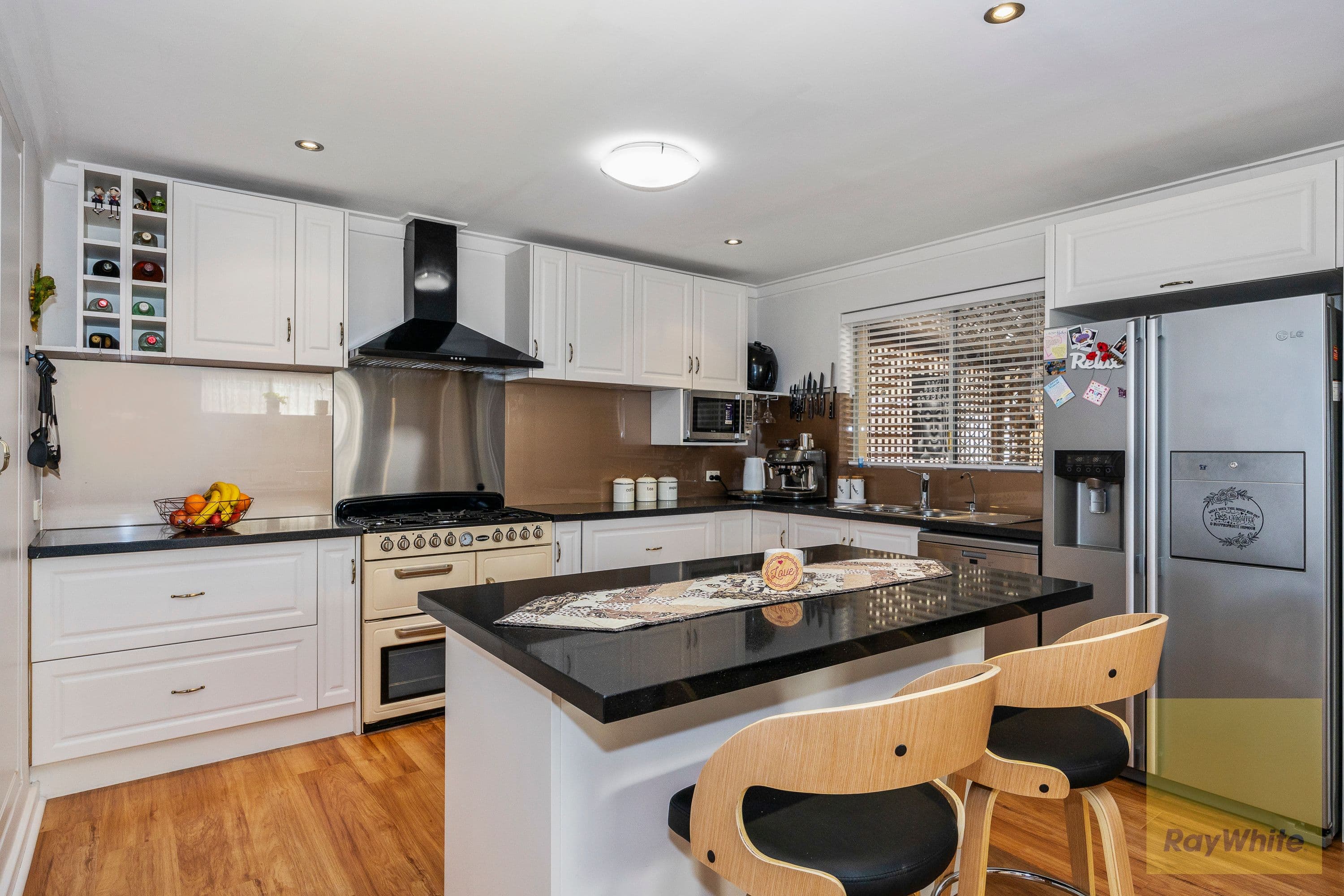 20 Edwards Road, High Wycombe WA 6057, High Wycombe - Thumbnail 2