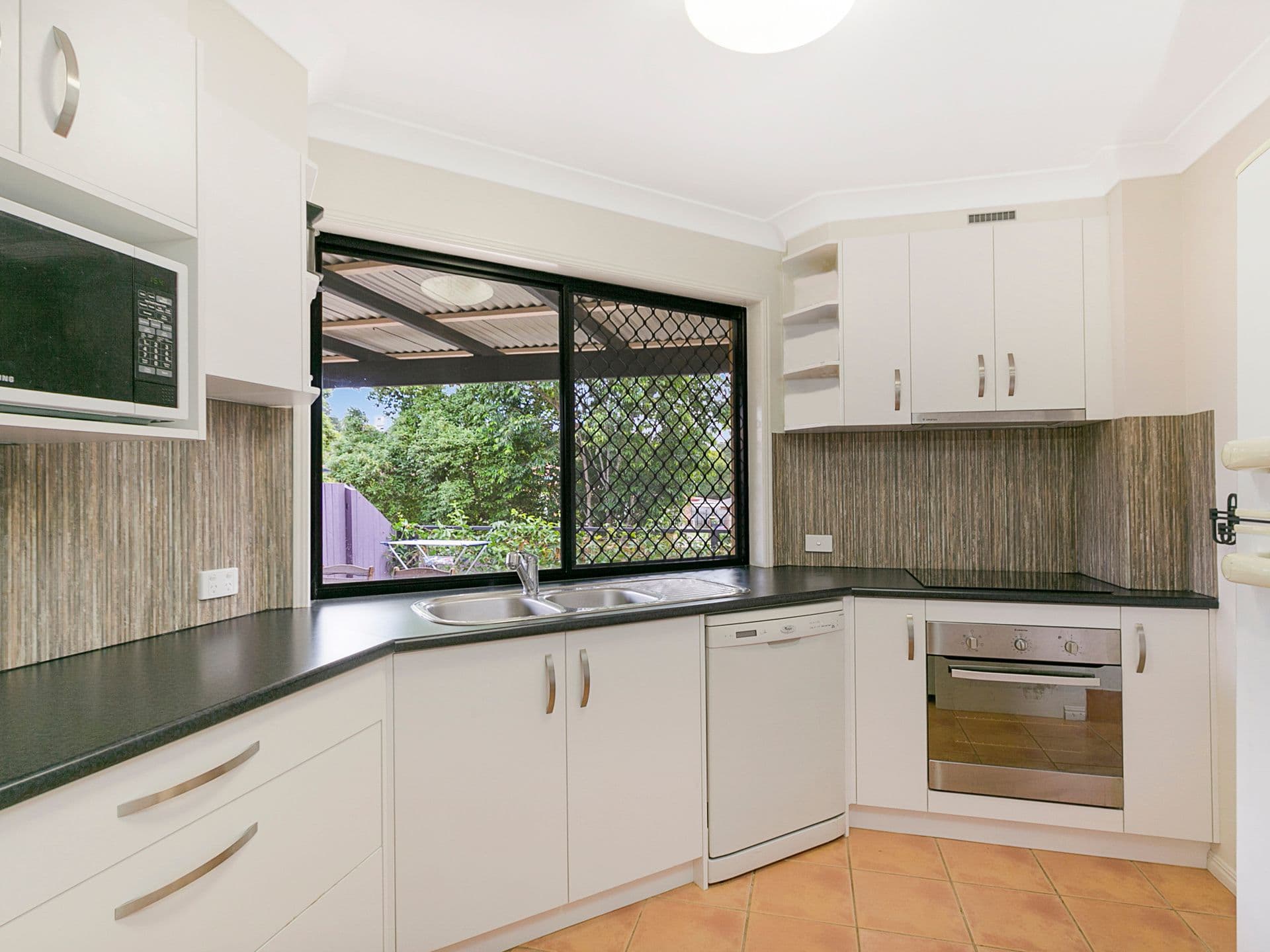 5 Barford Street, Moorooka QLD 4105, Moorooka - Thumbnail 2