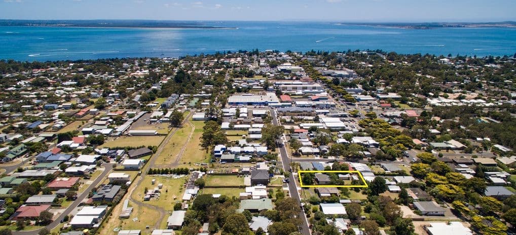 17 Grandview Grove, Cowes VIC 3922, Cowes - Image 1
