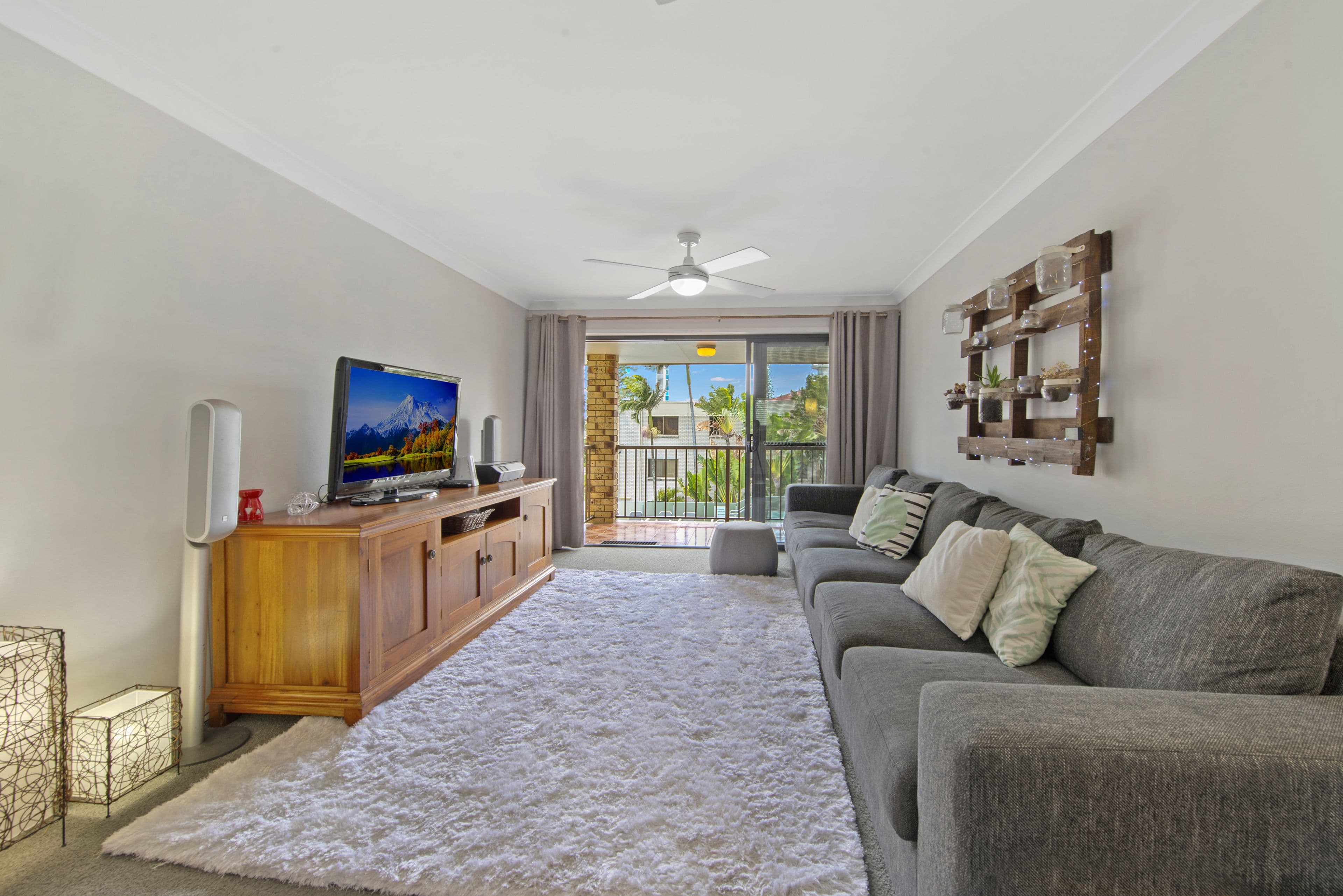 22 Markwell Avenue, Surfers Paradise QLD 4217, Surfers Paradise - Thumbnail 3