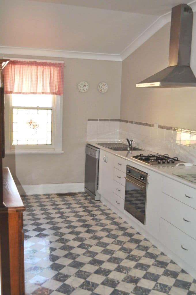 7 Thompson Street, COOTAMUNDRA NSW 2590, Cootamundra - Thumbnail 8