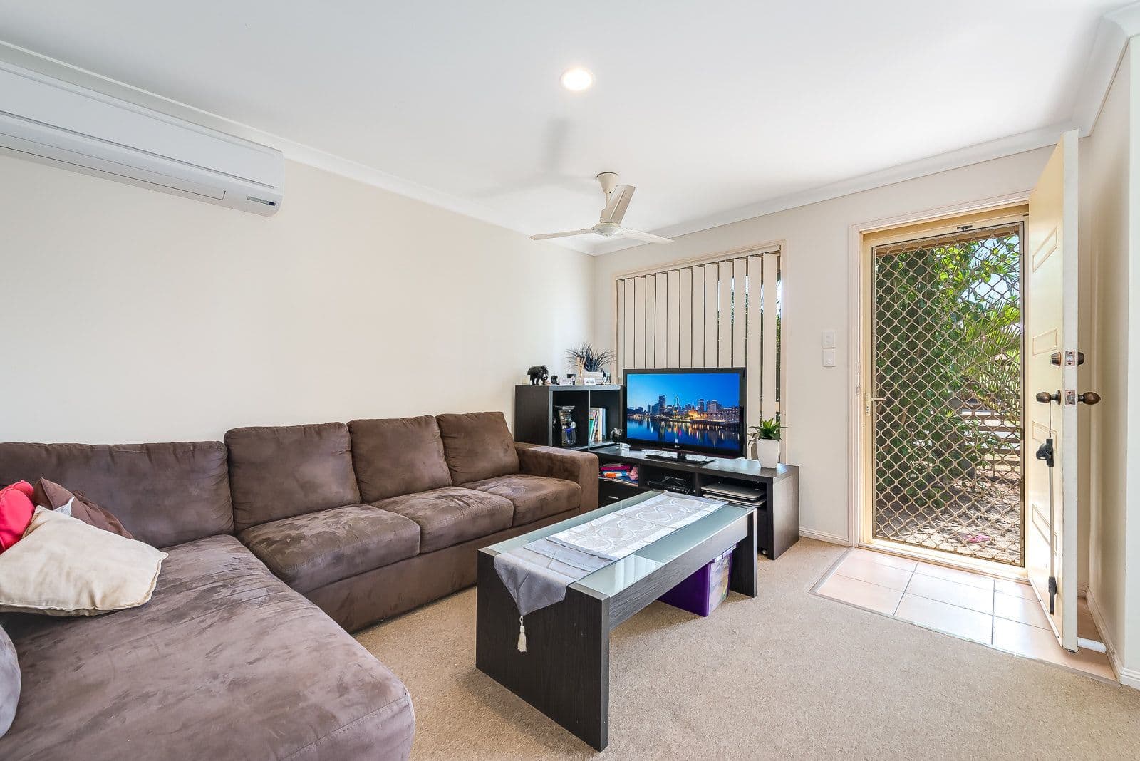 16 Matisse Court, Coombabah QLD 4216, Coombabah - Thumbnail 3