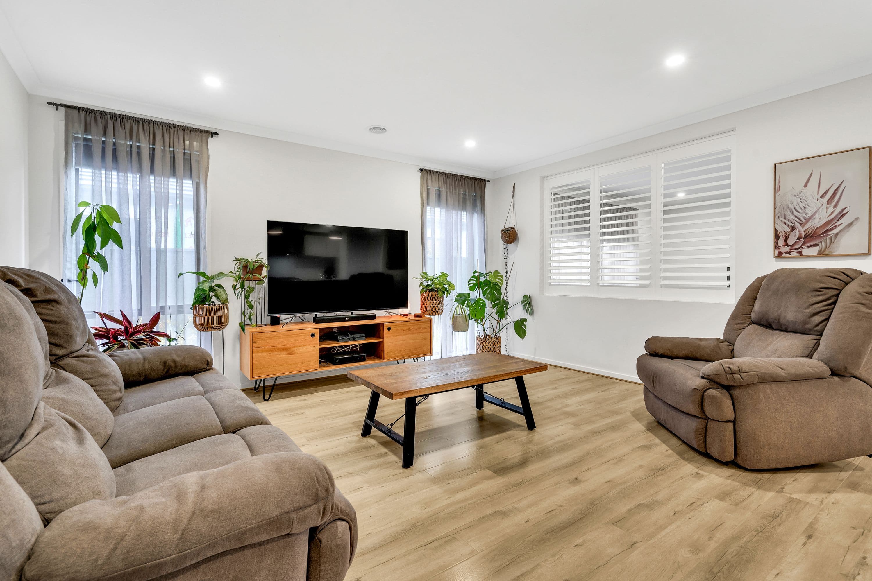30 Mckane Street, Kalkallo VIC 3064, Kalkallo - Thumbnail 2