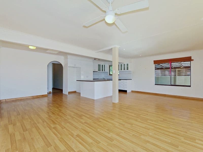 39 Sovereign Drive, MERMAID WATERS QLD 4218, Mermaid Waters - Thumbnail 4