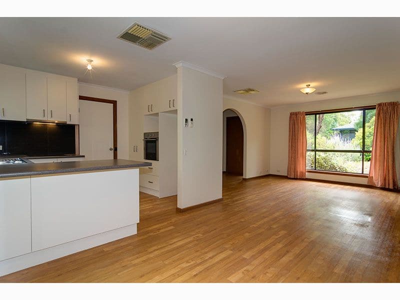15,17,19.. Melville Street, Numurkah, Street, Numurkah - Thumbnail 7