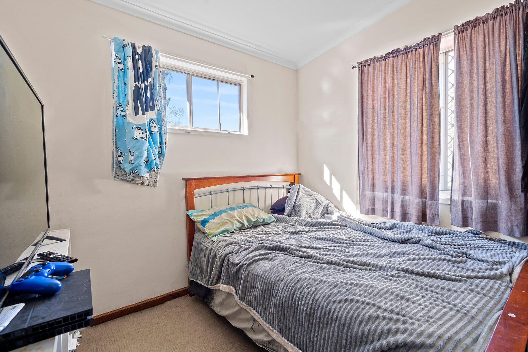 47 Anchusa Street, Kingston QLD 4114, Kingston - Thumbnail 4