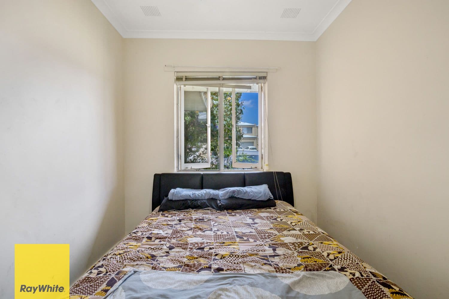 15 Newbury Street, Balga WA 6061, Balga - Thumbnail 5