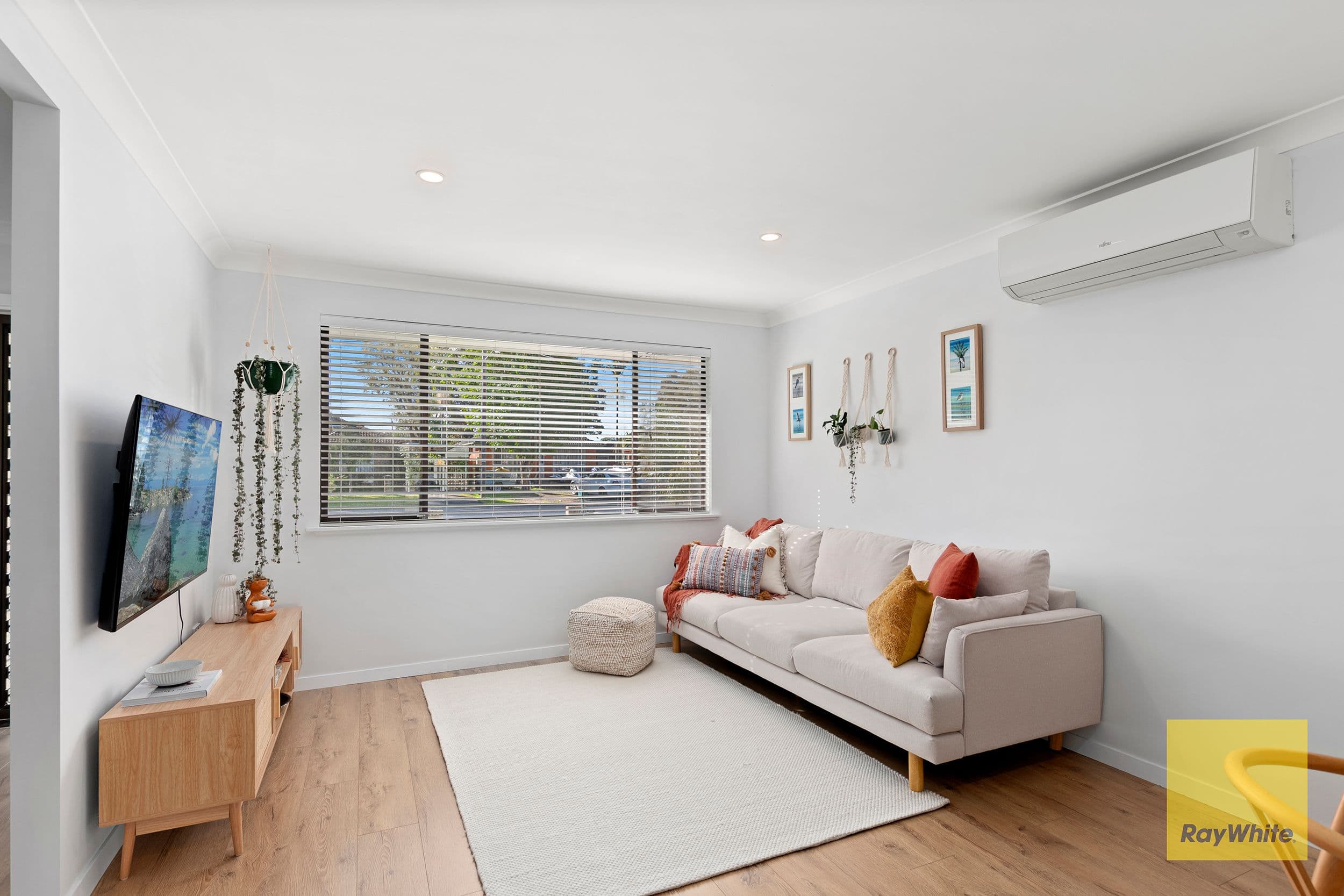 72 Mackenzie Avenue, Woy Woy NSW 2256, Woy Woy - Thumbnail 6