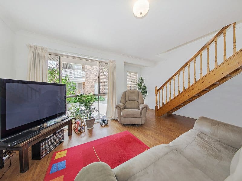 16 Elwell Street, MORNINGSIDE QLD 4170, Morningside - Thumbnail 4