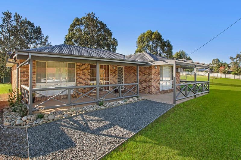 131 King Street, Clarence Town - Thumbnail 2