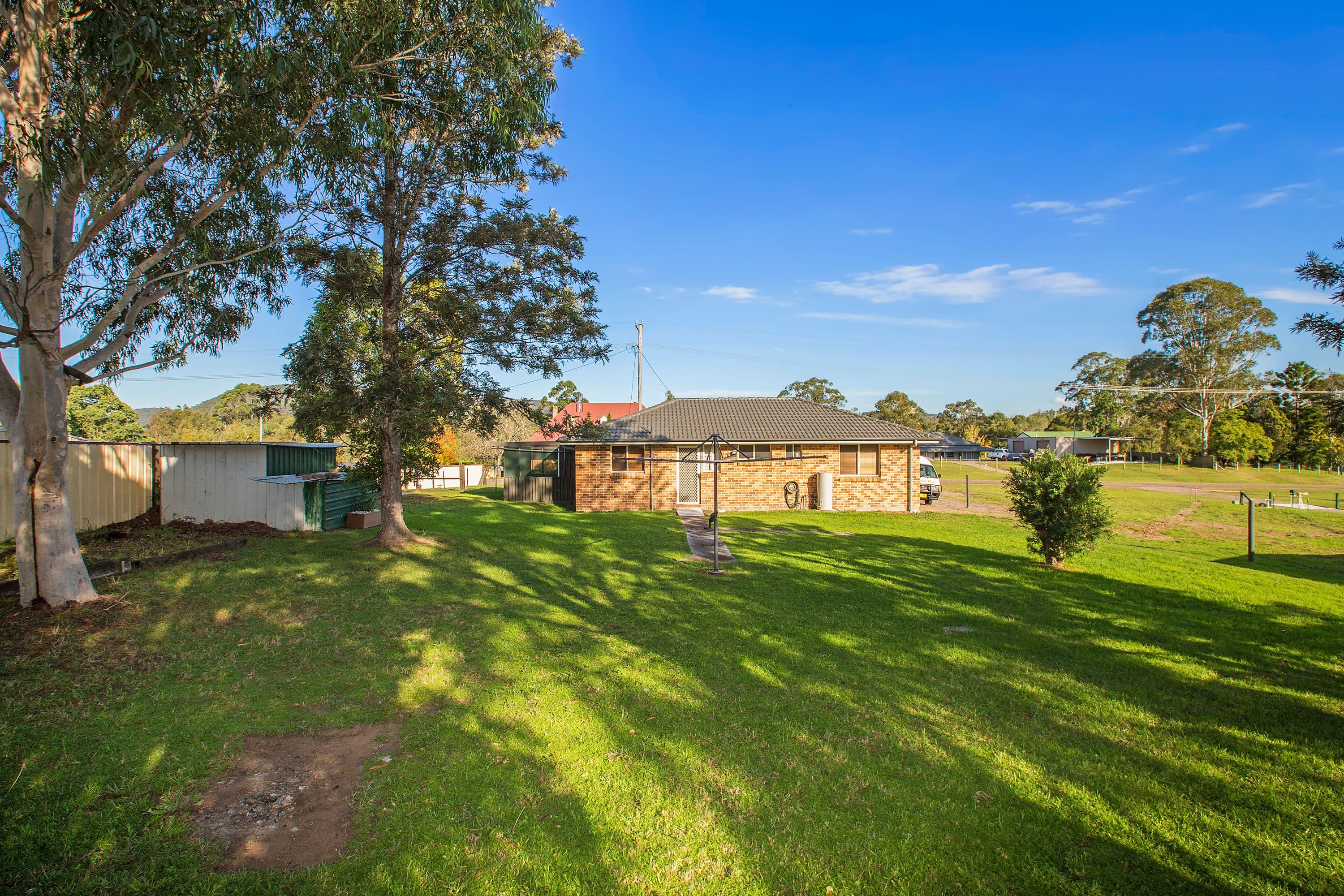 131 King Street, Clarence Town - Thumbnail 3