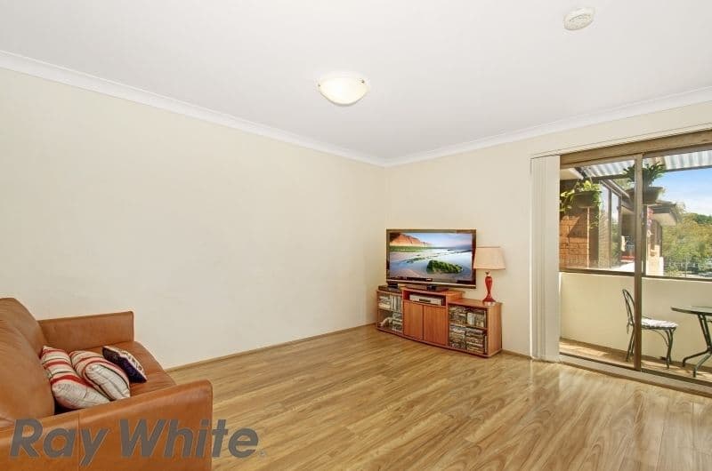 33 Coonawarra Avenue, Andrews Farm SA 5114, Andrews Farm - Thumbnail 3