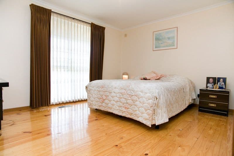 21 McClelland Drive, Mill Park VIC 3082, Mill Park - Thumbnail 8