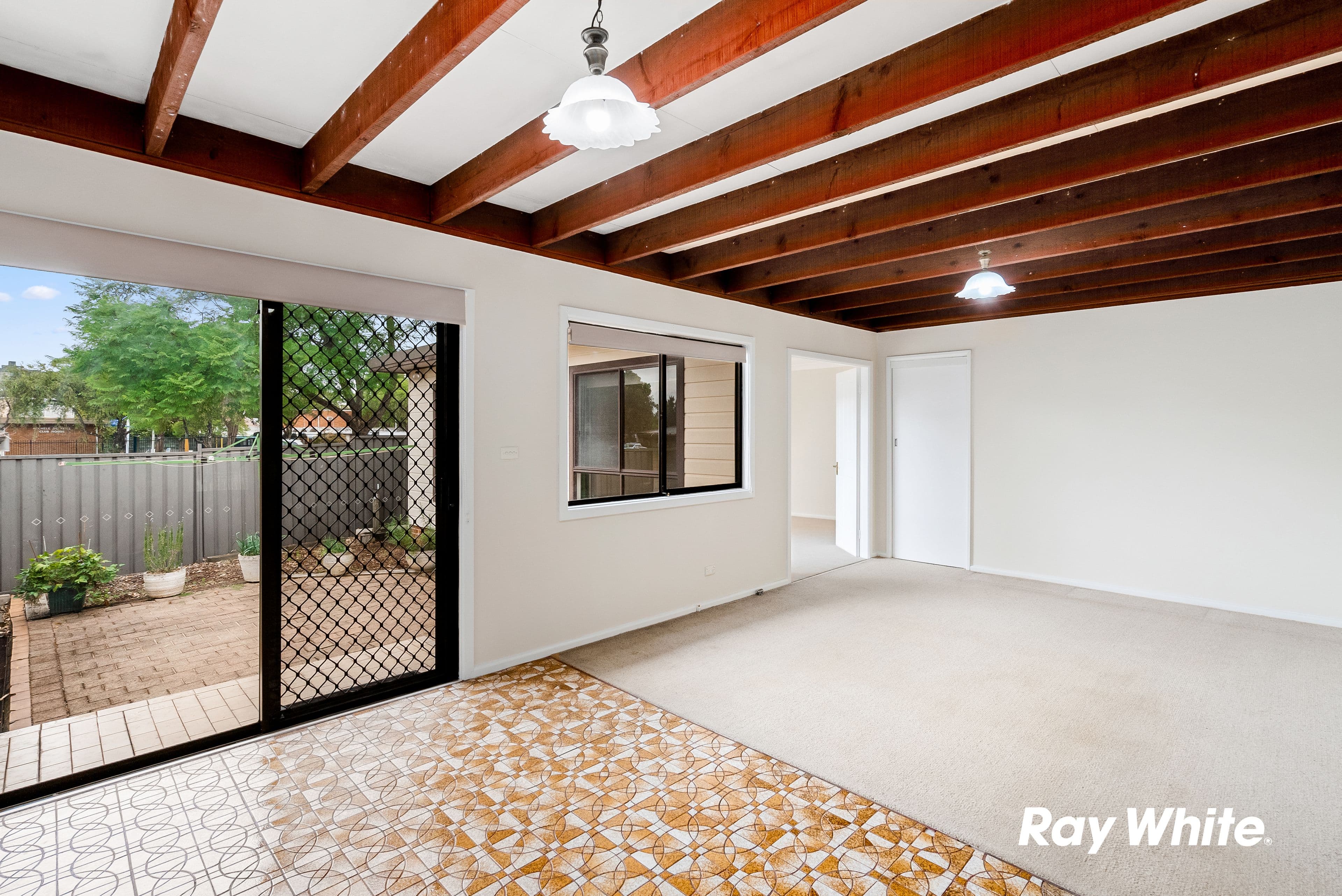 27 Winifred Crescent, Blacktown NSW 2148, Blacktown - Thumbnail 5