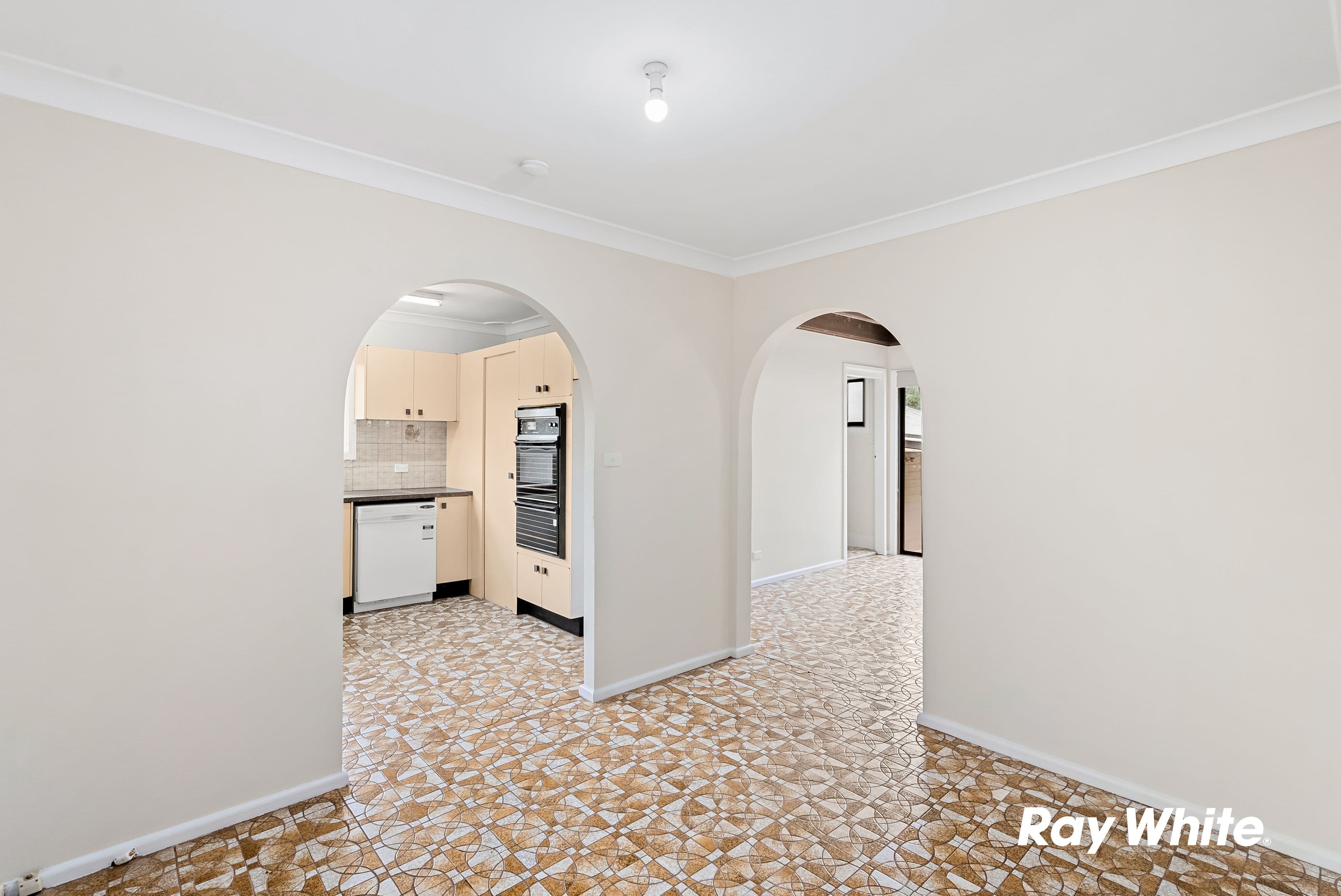 27 Winifred Crescent, Blacktown NSW 2148, Blacktown - Thumbnail 6