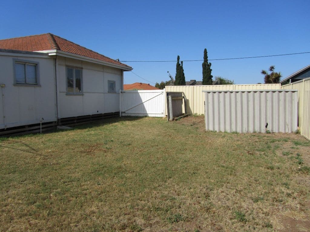 20 Quarry Street, GERALDTON WA 6530, Geraldton - Thumbnail 8