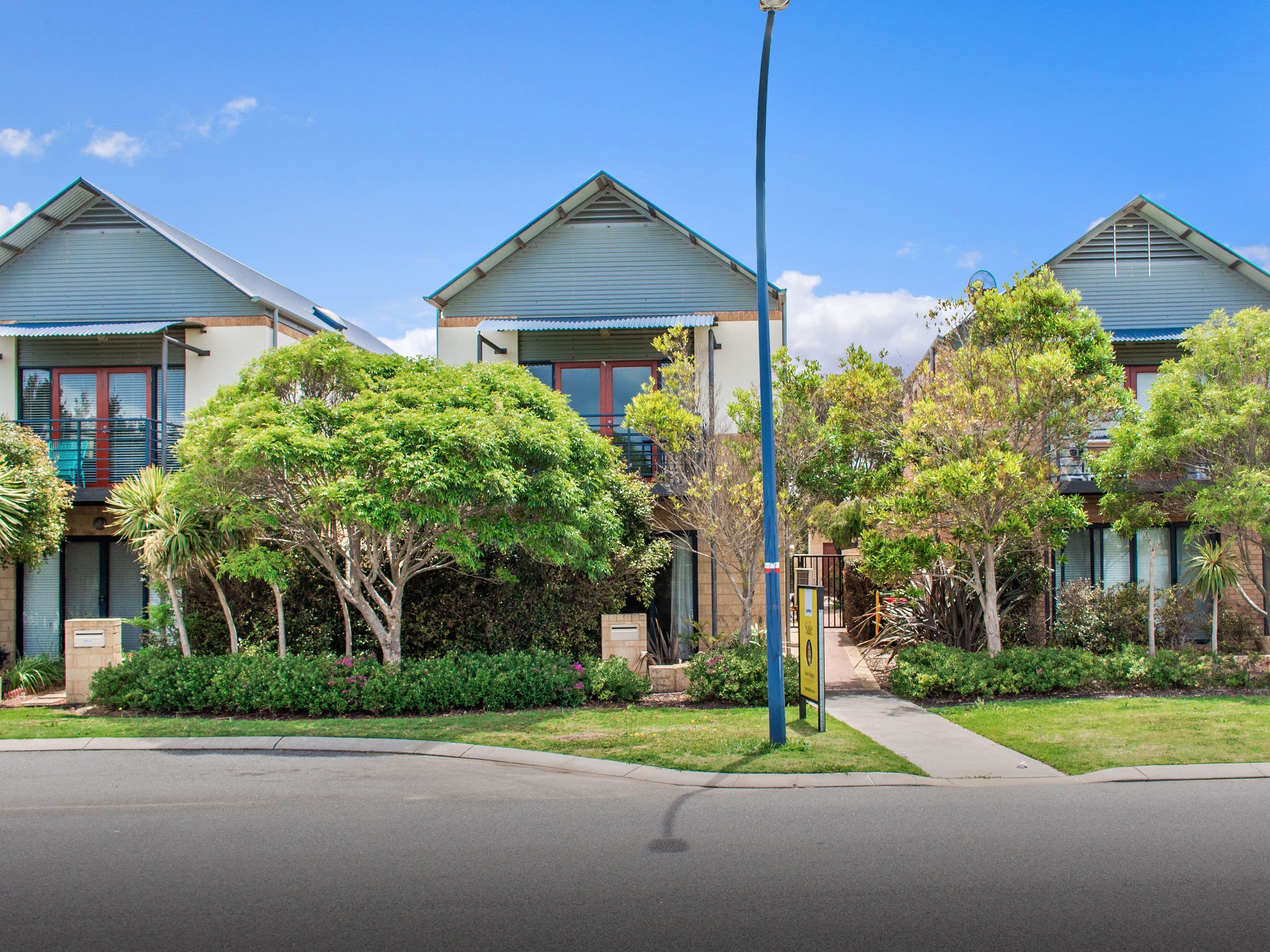 20-22 Lake Street, Rockingham WA 6168, Rockingham - Image 1