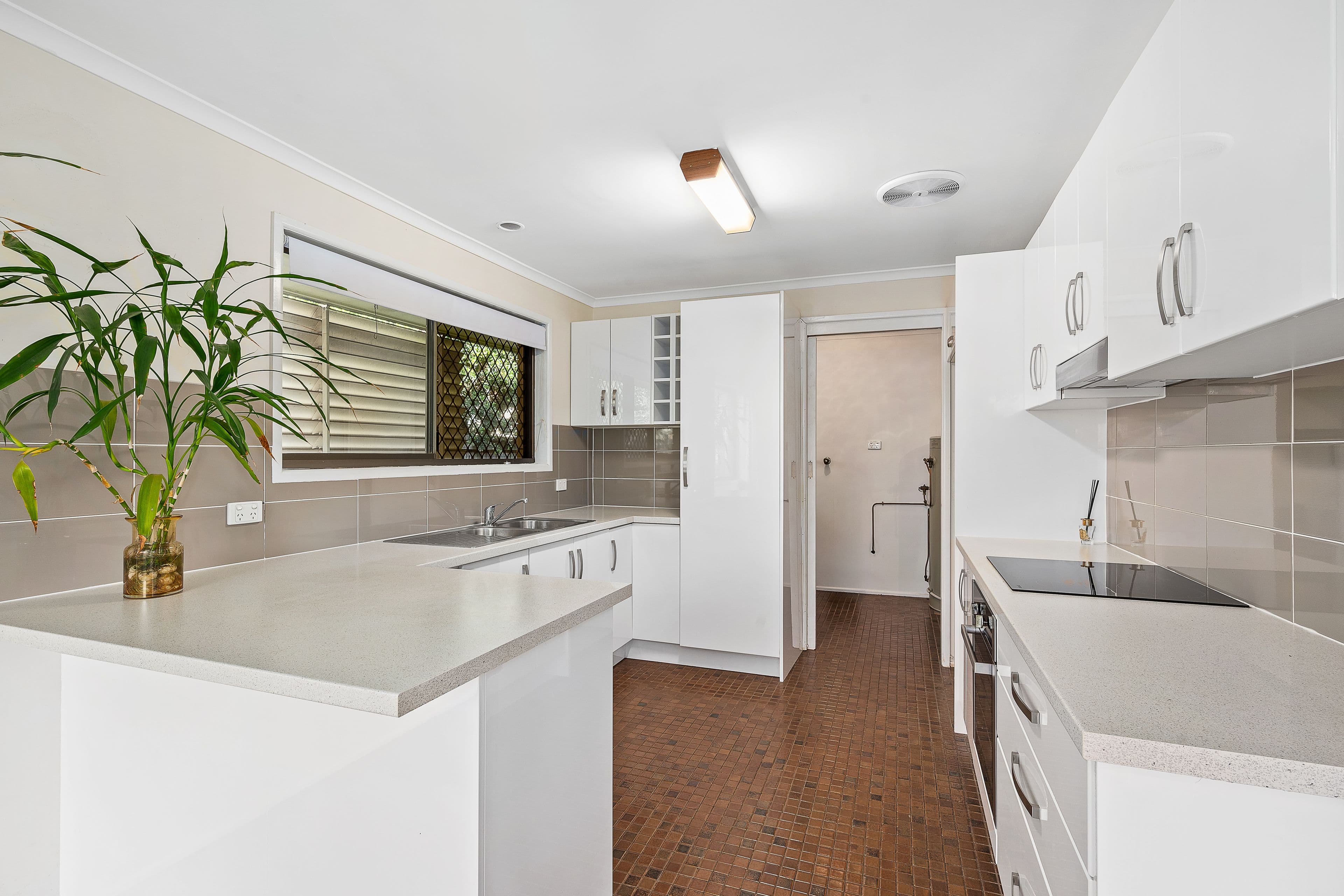 6 Beethoven Street, Strathpine QLD 4500, Strathpine - Thumbnail 2