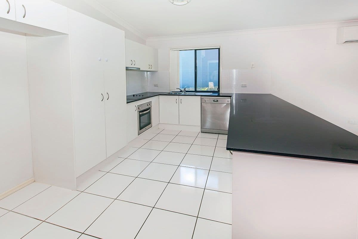 16 Greenwood Street, SPRINGFIELD LAKES QLD 4300, Springfield Lakes - Thumbnail 3