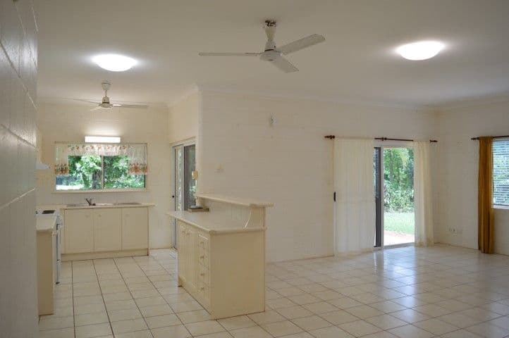 7 Penwerris Place, Mission Beach QLD 4852, Mission Beach - Thumbnail 2