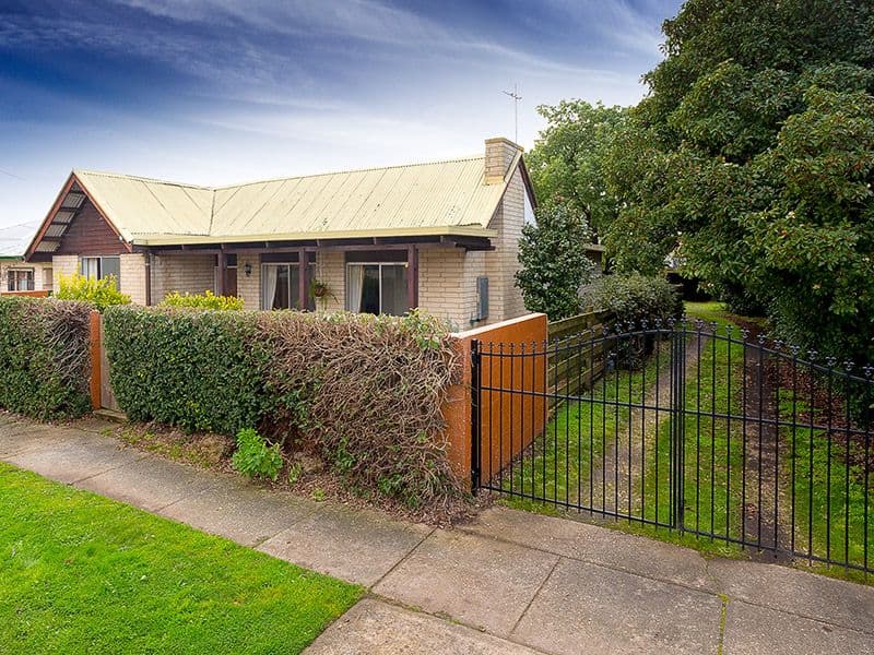 6 Wilson Street, WODONGA VIC 3690, Wodonga - Image 1
