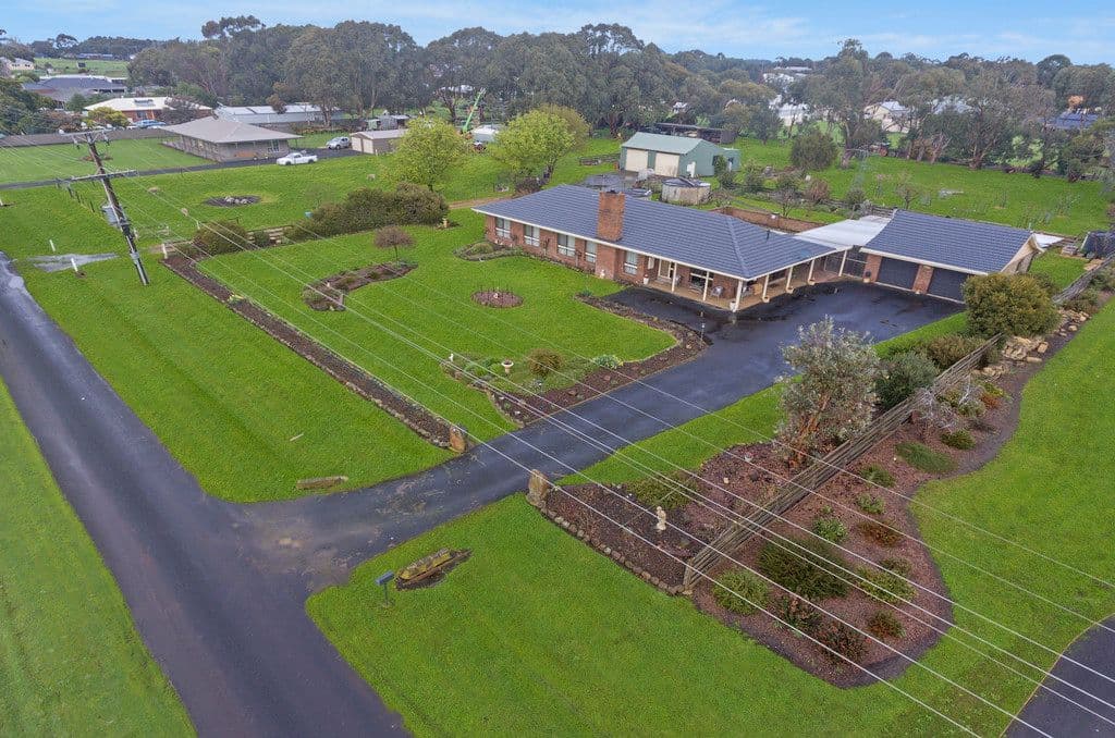 41-47 Quinns Road, Bushfield VIC 3281, Bushfield - Thumbnail 3