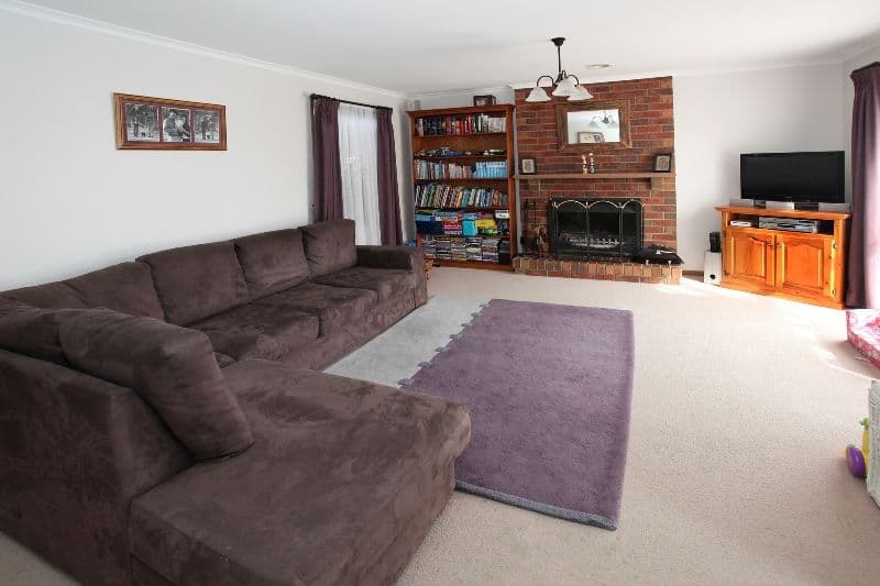 6 Sandleford Way, HOPPERS CROSSING VIC 3029, Hoppers Crossing - Thumbnail 3